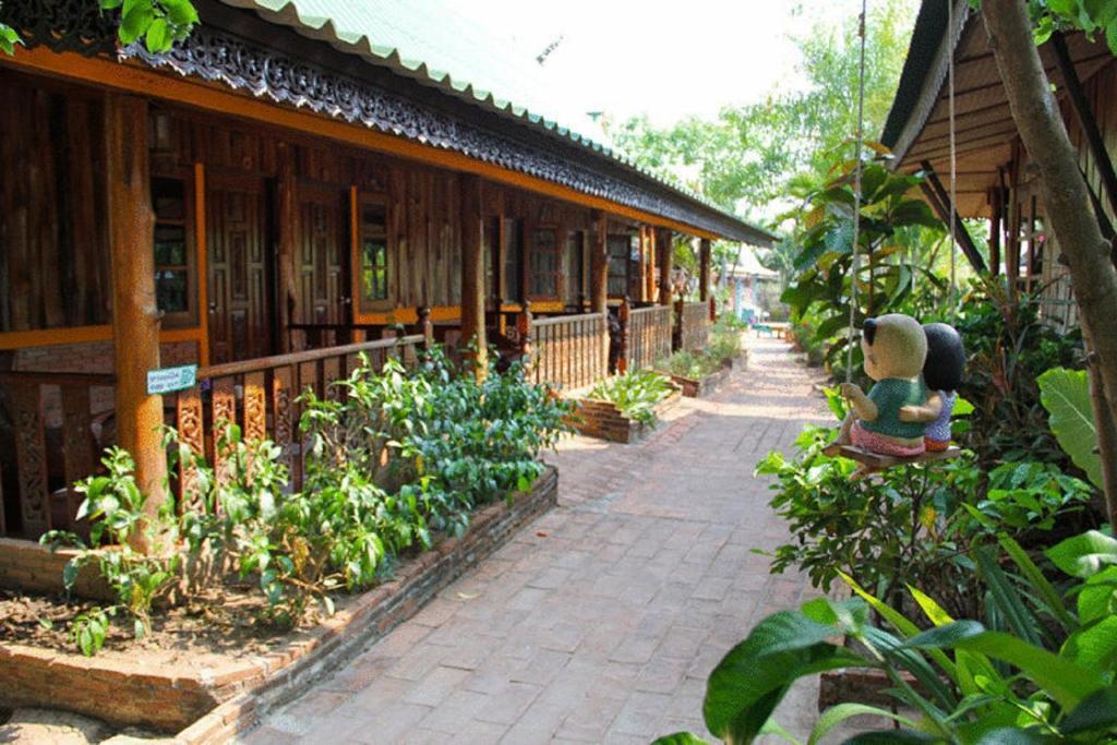Orchid Hibiscus Guest House Sukhothai Quarto foto
